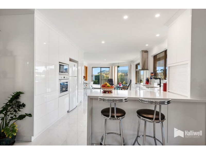 13 Nell Crescent, Ulverstone TAS 7315