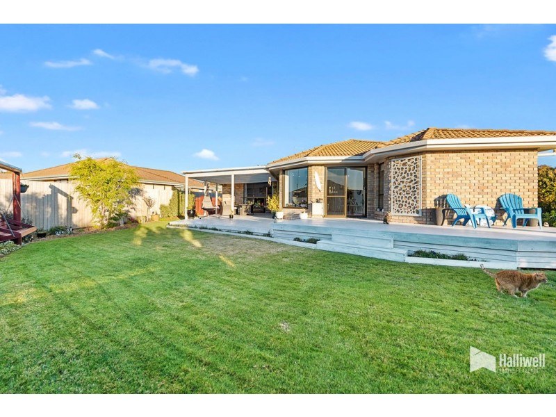 13 Nell Crescent, Ulverstone TAS 7315