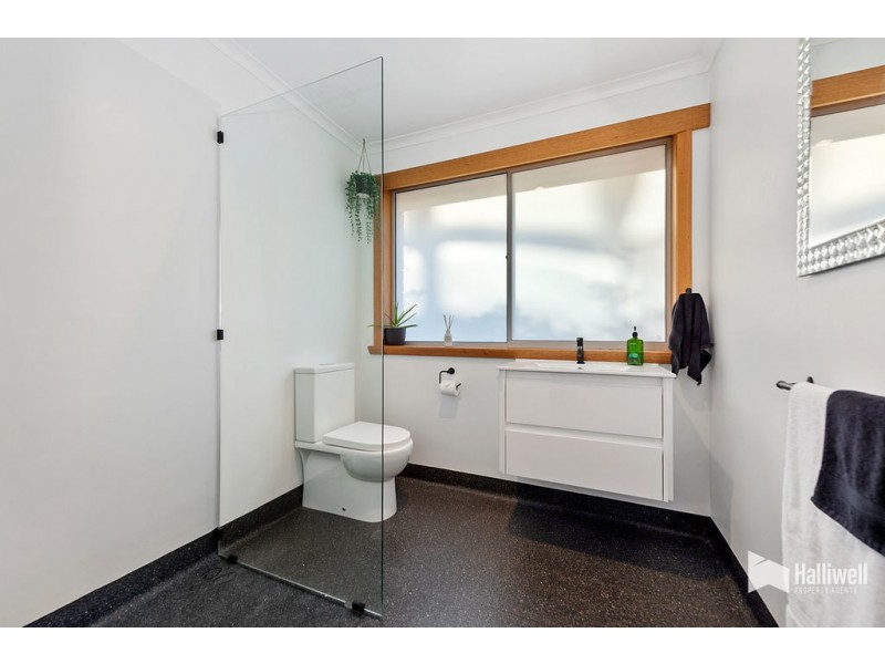 2/7 Nell Crescent, Ulverstone TAS 7315