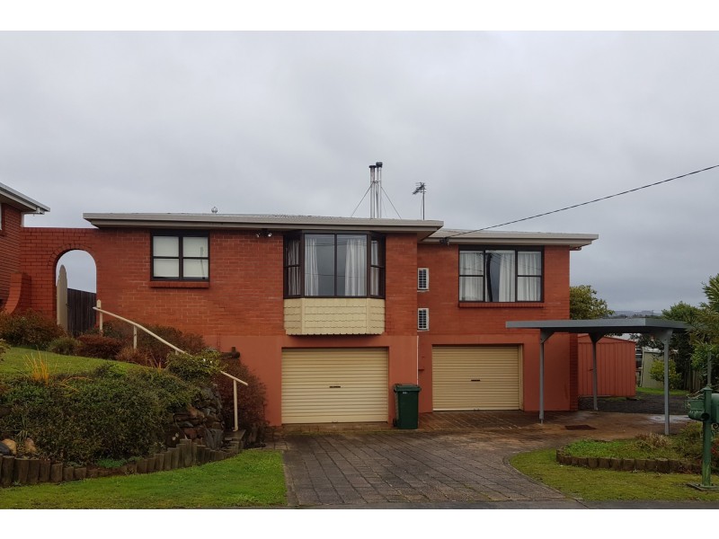 8 Haines Place, Devonport TAS 7310