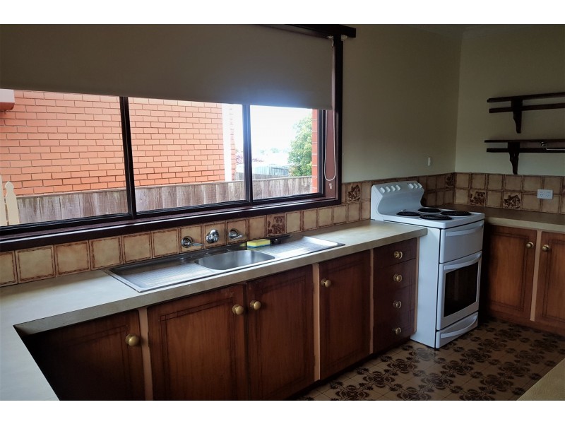 8 Haines Place, Devonport TAS 7310