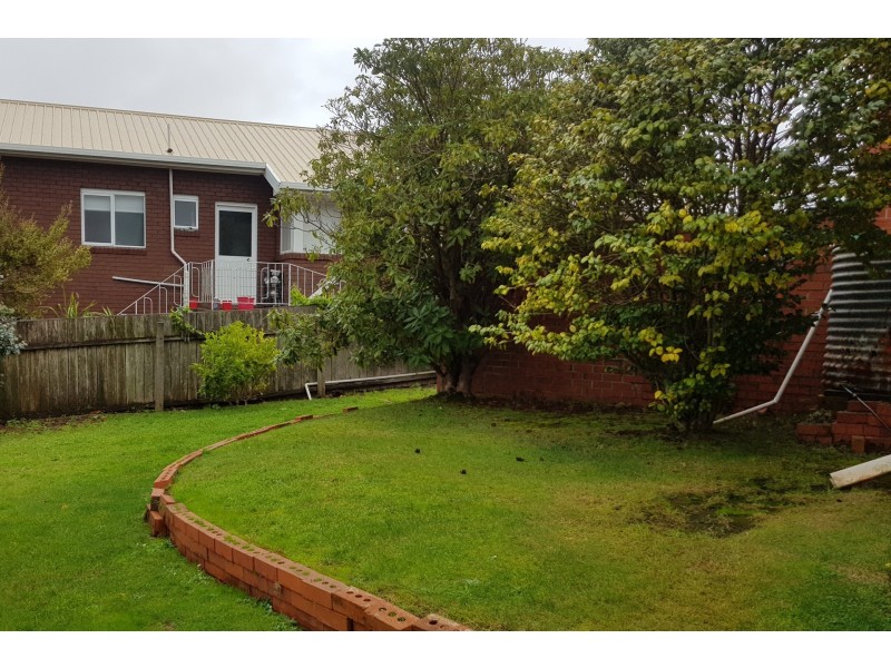 8 Haines Place, Devonport TAS 7310