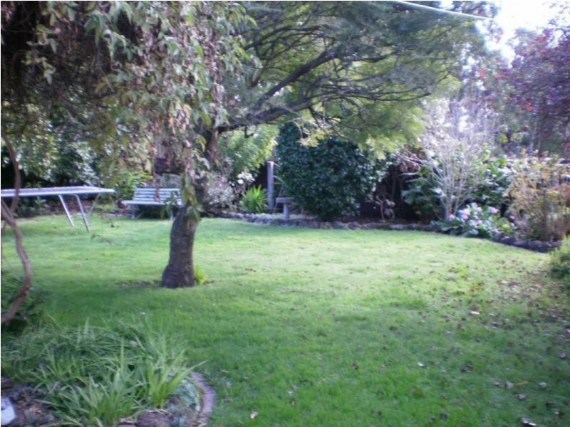 2 Heath Court, Devonport TAS 7310