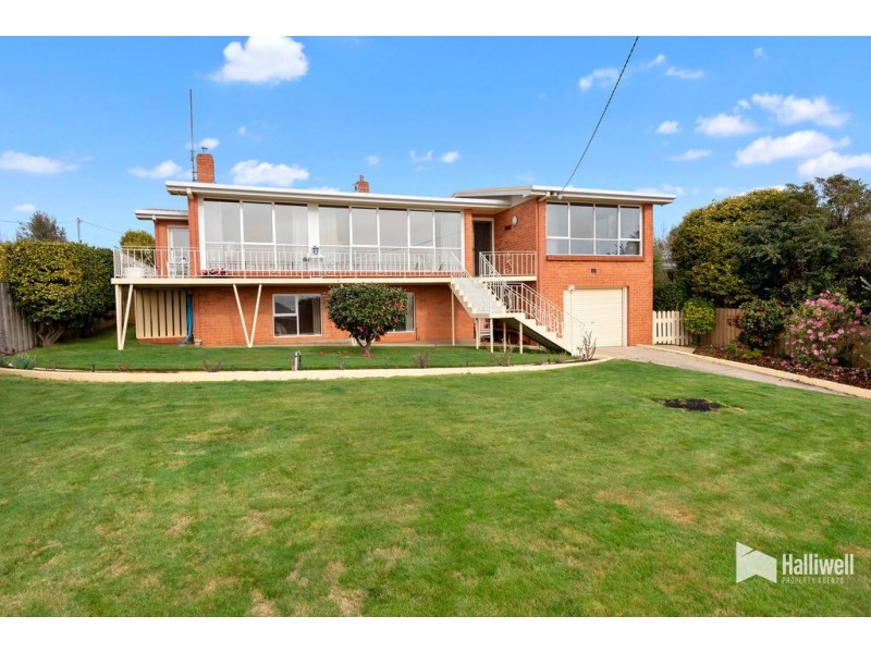 2 Morse Place, Devonport TAS 7310