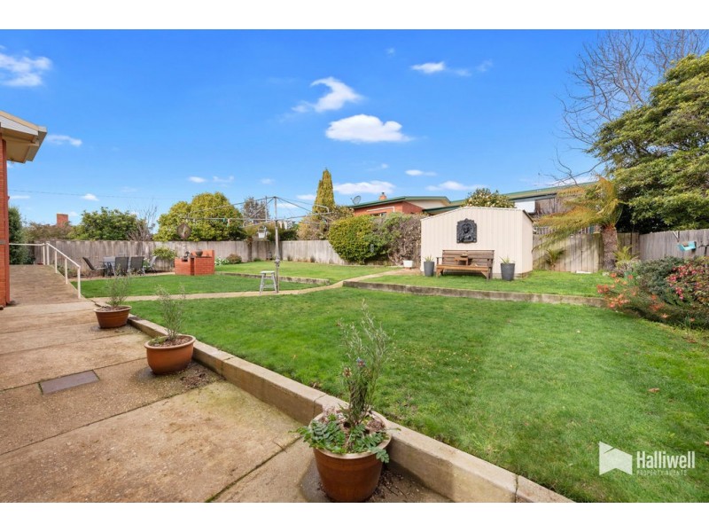 2 Morse Place, Devonport TAS 7310