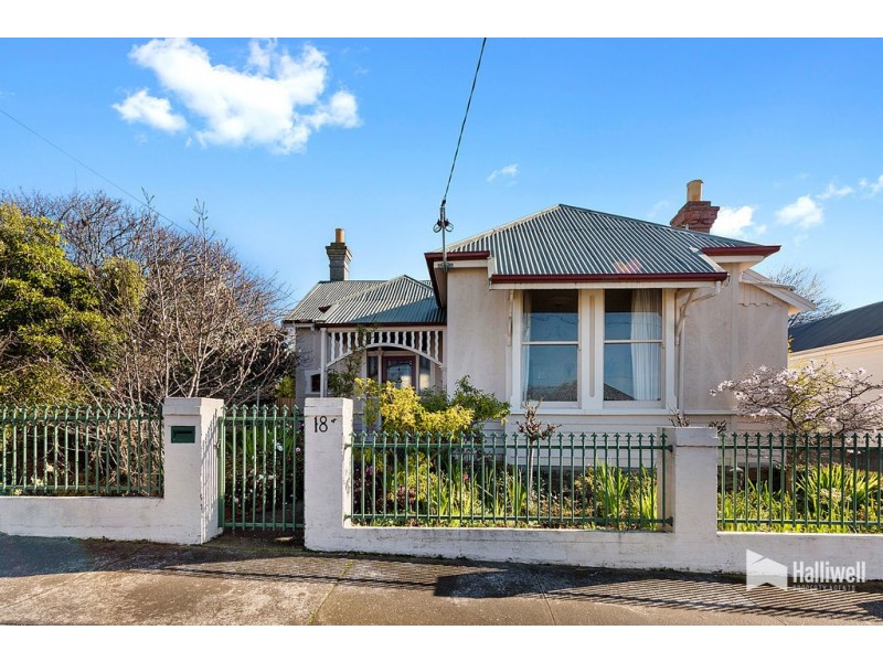 18 Hiller Street, Devonport TAS 7310