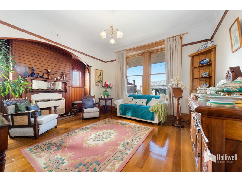 18 Hiller Street, Devonport TAS 7310