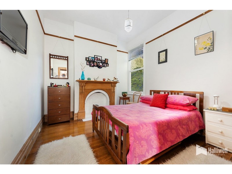 18 Hiller Street, Devonport TAS 7310