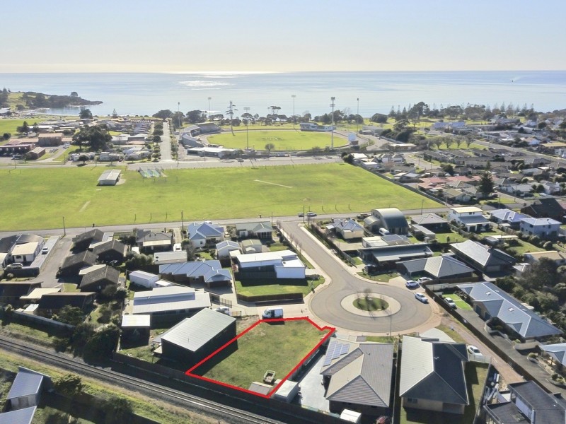 12 Charlotte Gardens, Devonport TAS 7310