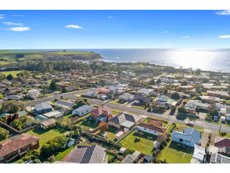 153 Upper George Street, Devonport TAS 7310