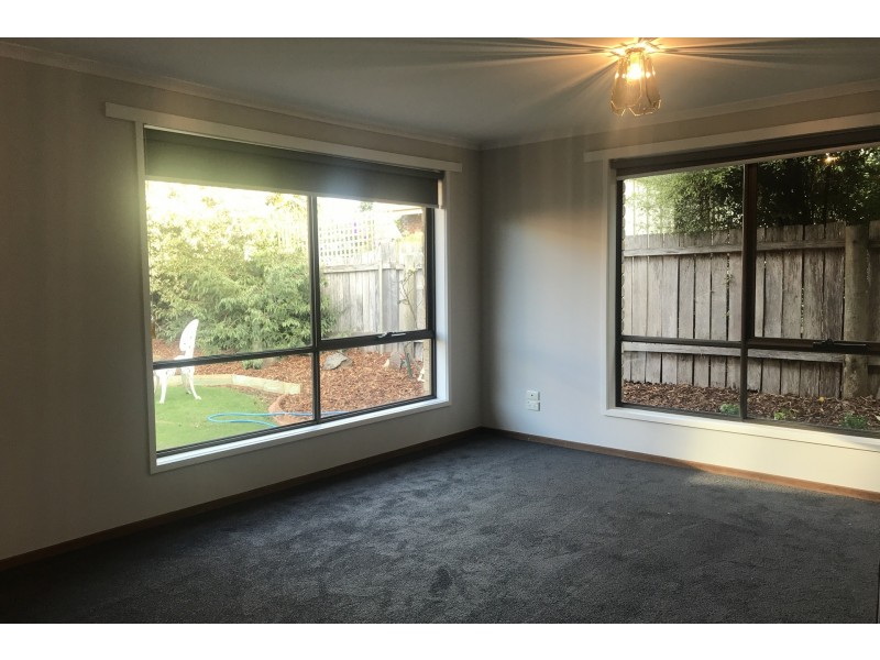 2/21 West Eugene Street, Devonport TAS 7310