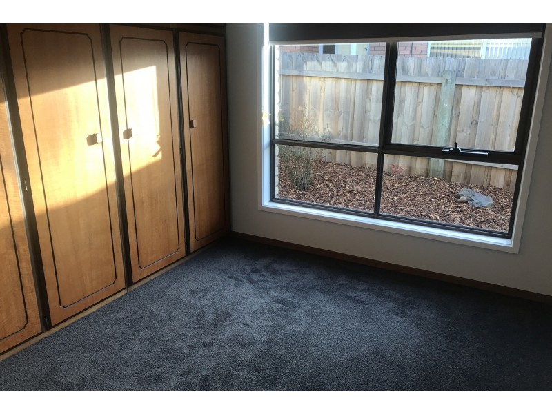 2/21 West Eugene Street, Devonport TAS 7310