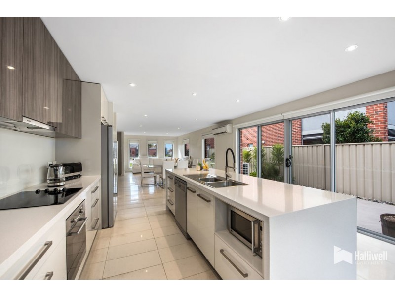 8 & 13 25 Fairway Crescent, Shearwater TAS 7307