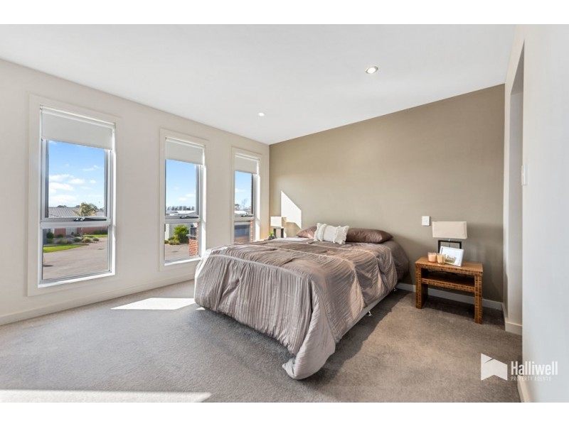 8 & 13 25 Fairway Crescent, Shearwater TAS 7307