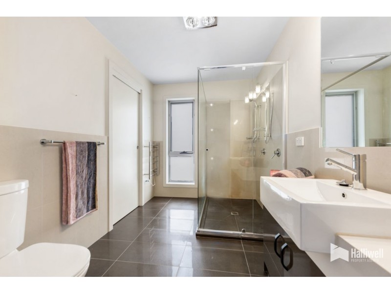 8 & 13 25 Fairway Crescent, Shearwater TAS 7307