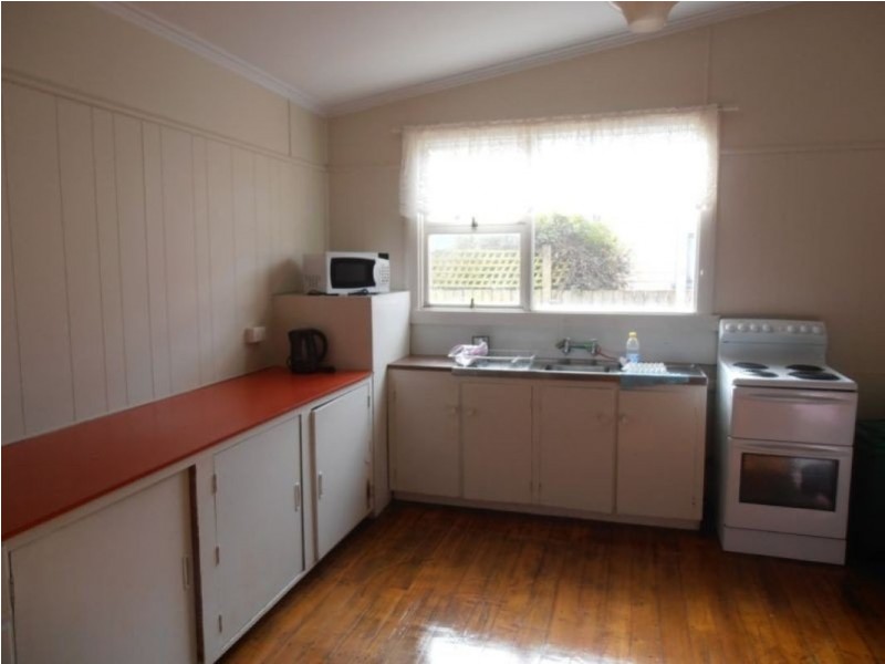 100 Wenvoe Street, Devonport TAS 7310