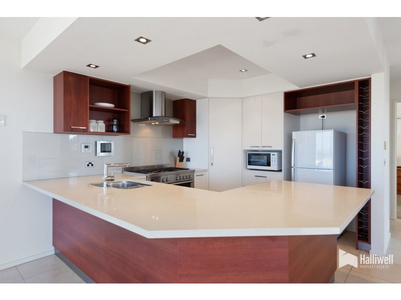 2/237 Steele Street, Devonport TAS 7310