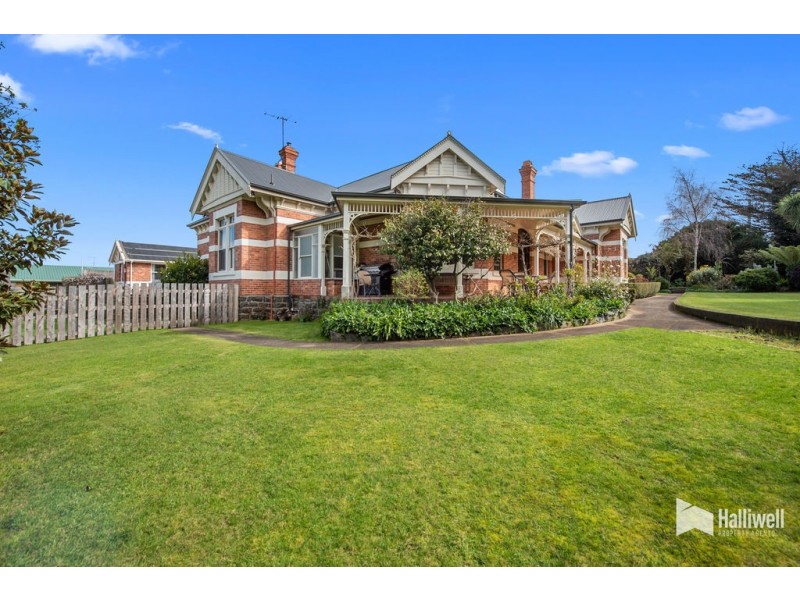 155 Steele Street, Devonport TAS 7310