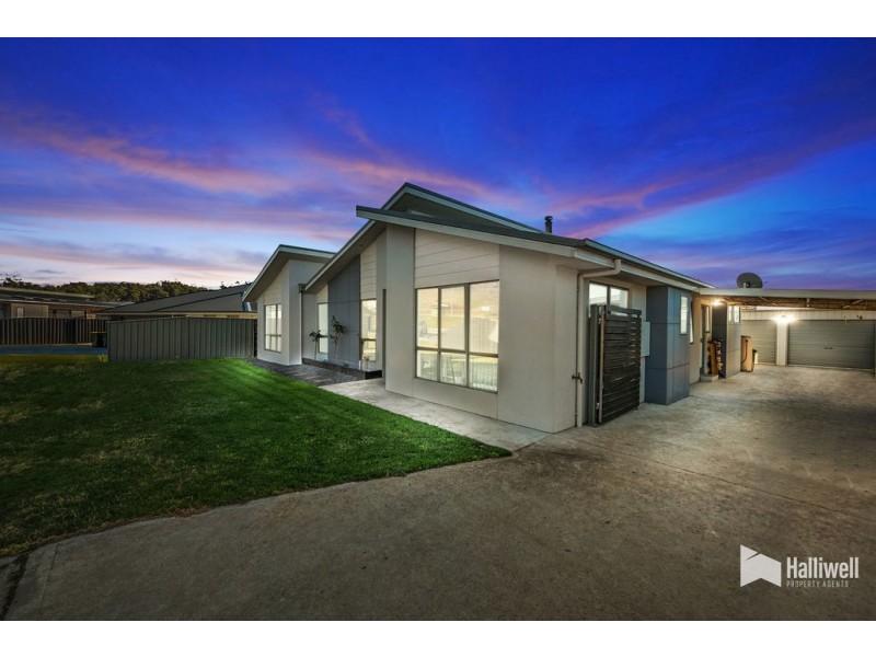 24 Explorer Drive, Turners Beach TAS 7315