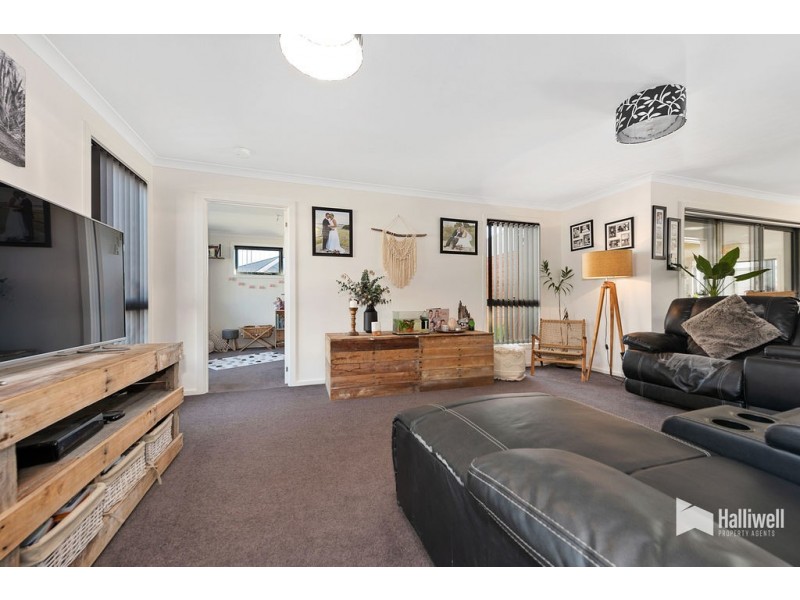 24 Explorer Drive, Turners Beach TAS 7315