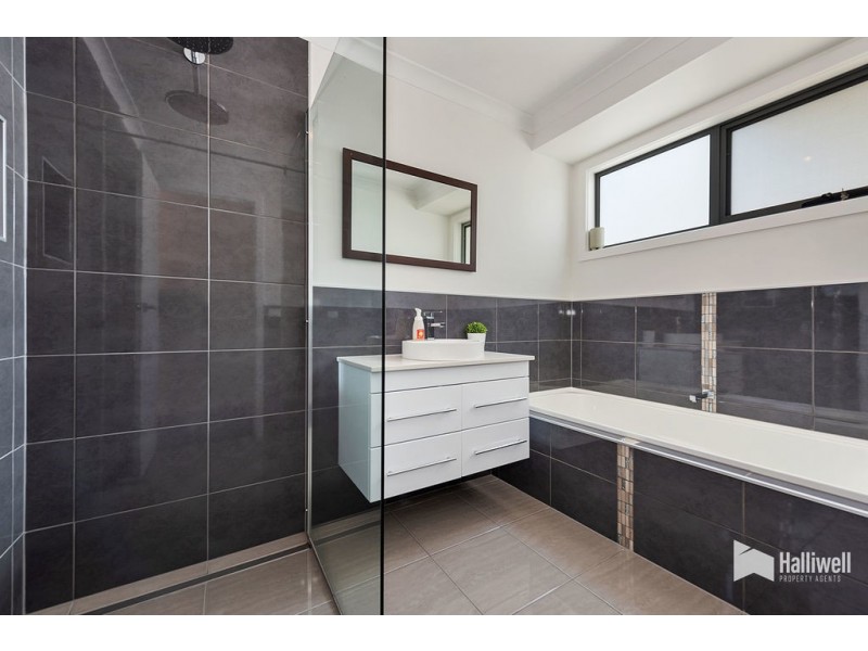 24 Explorer Drive, Turners Beach TAS 7315