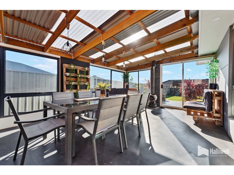 24 Explorer Drive, Turners Beach TAS 7315