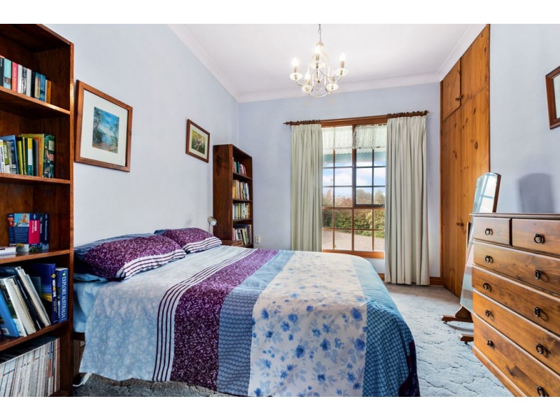 104 South Road, West Ulverstone TAS 7315
