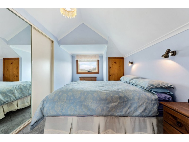 104 South Road, West Ulverstone TAS 7315
