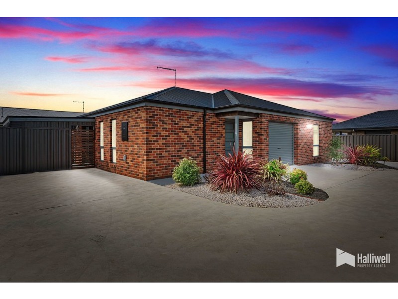 2/63 Stanley Street, Latrobe TAS 7307