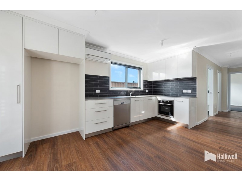 2/63 Stanley Street, Latrobe TAS 7307