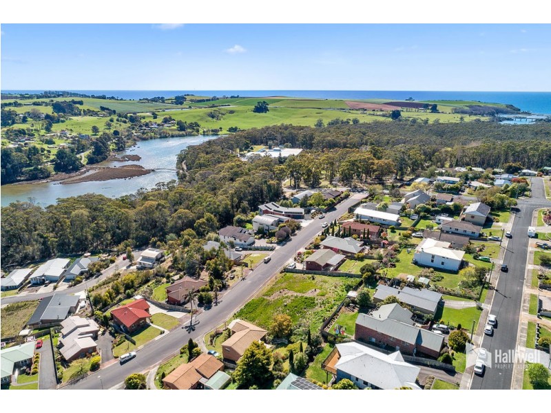 10 Georgiana Street, Devonport TAS 7310