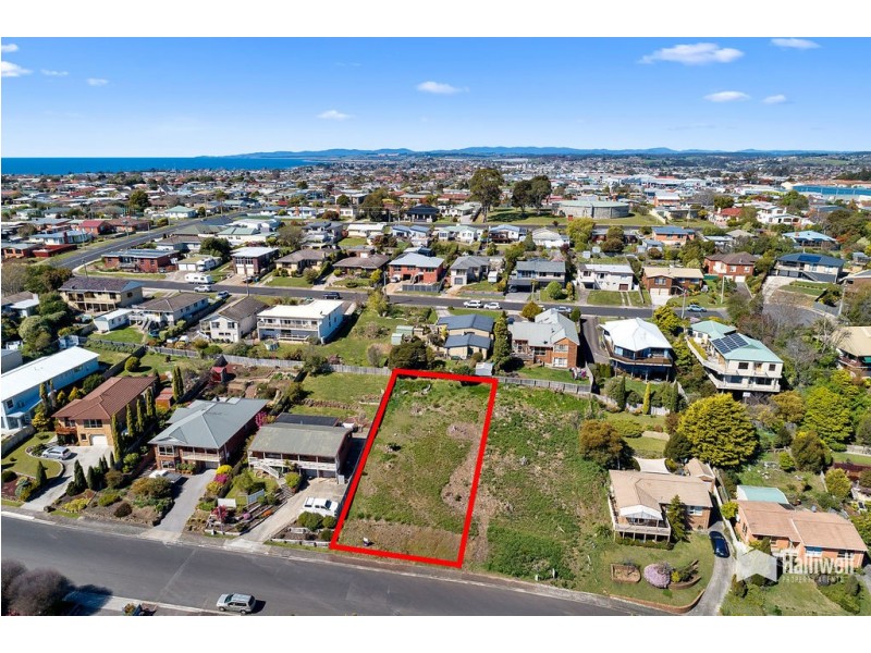 10 Georgiana Street, Devonport TAS 7310