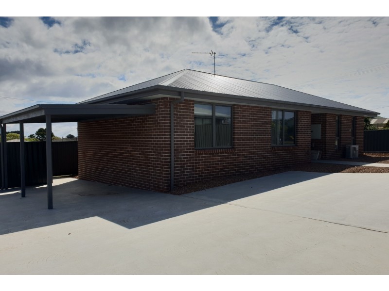 1/2 Tandara Place, East Devonport TAS 7310