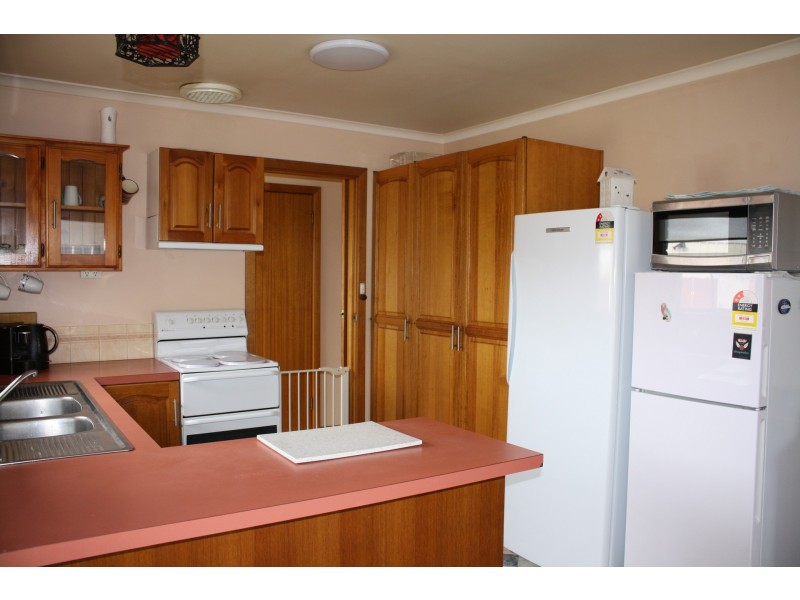 32 Club Drive, Shearwater TAS 7307