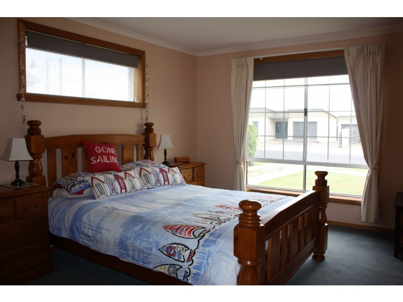 32 Club Drive, Shearwater TAS 7307