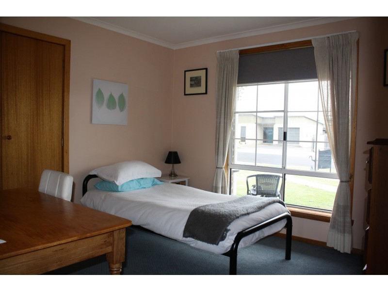 32 Club Drive, Shearwater TAS 7307