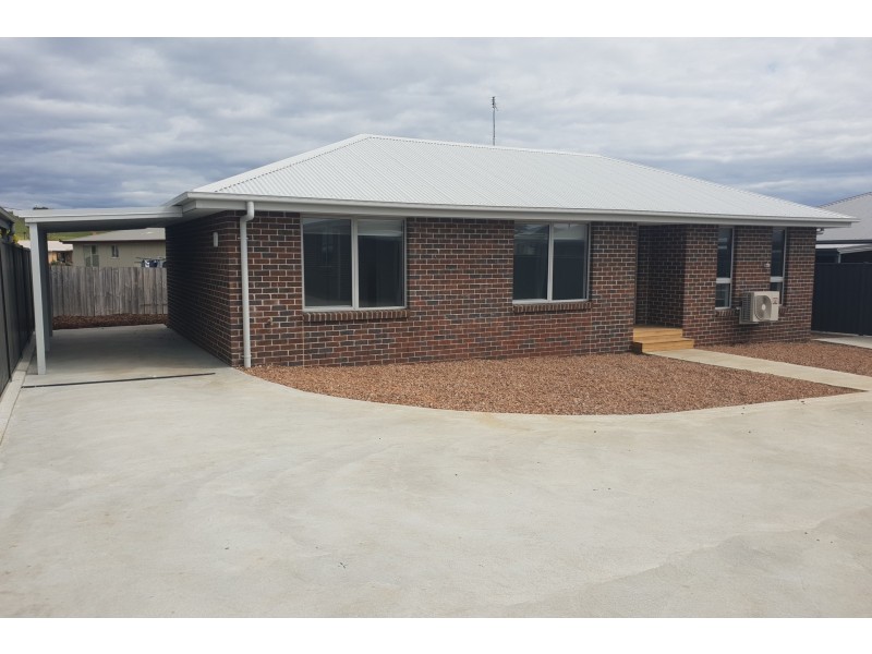 2/4 Tandara Place, East Devonport TAS 7310