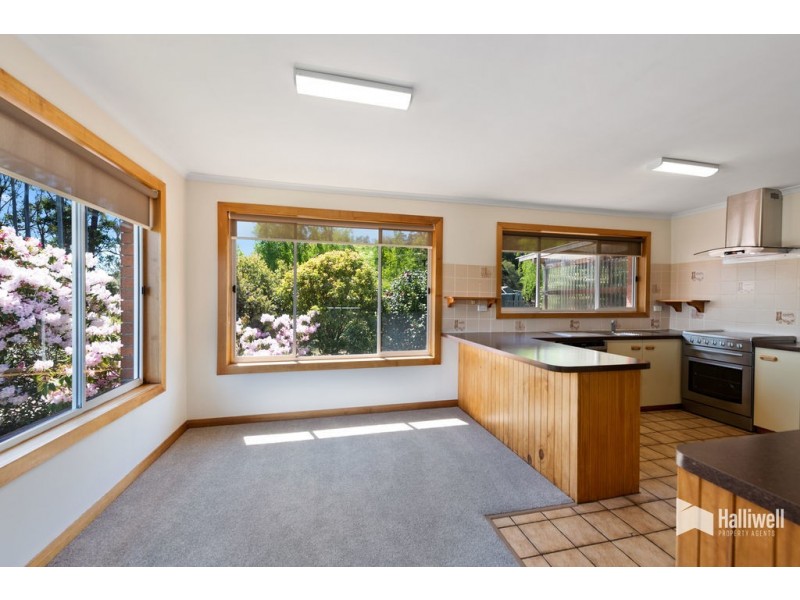 2 Blackwood Road, West Ulverstone TAS 7315