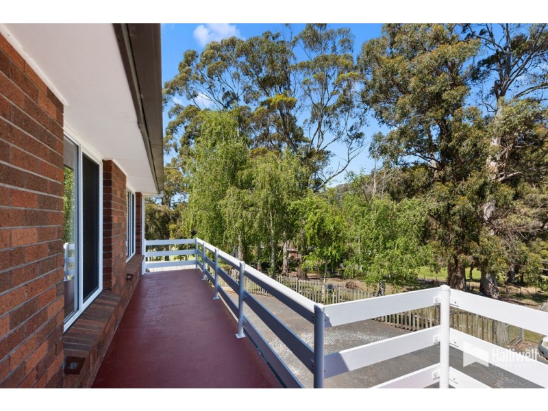 2 Blackwood Road, West Ulverstone TAS 7315