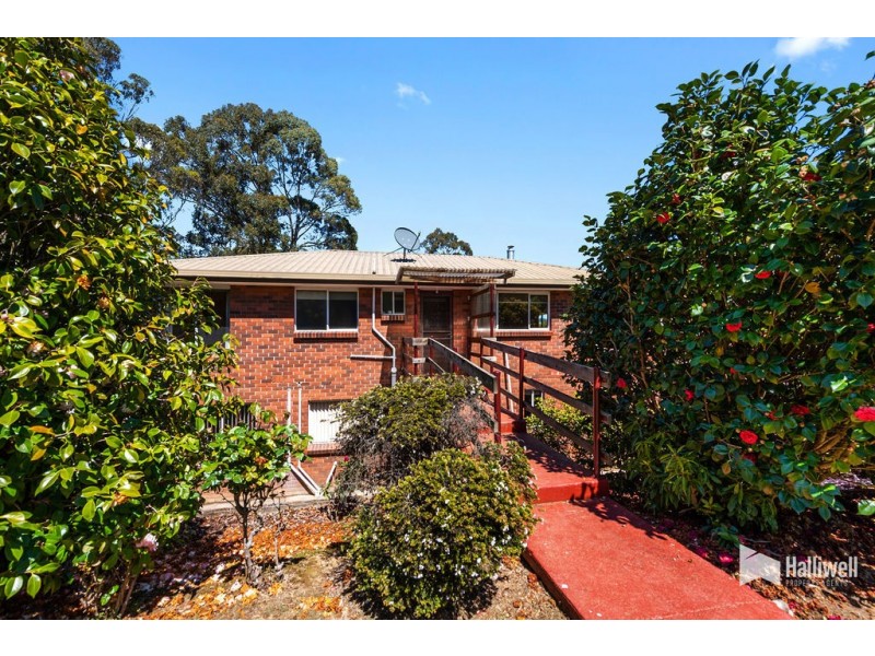 2 Blackwood Road, West Ulverstone TAS 7315