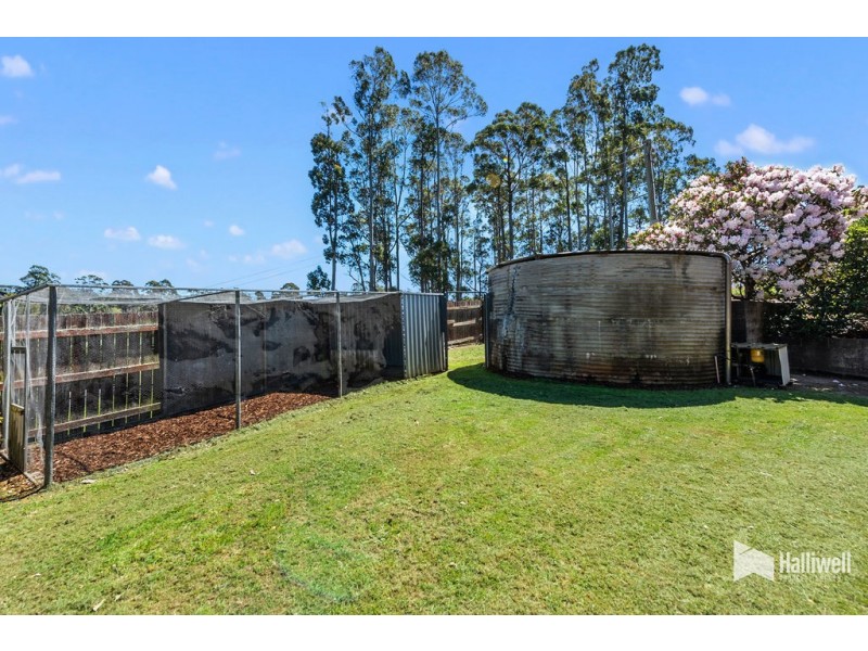 2 Blackwood Road, West Ulverstone TAS 7315