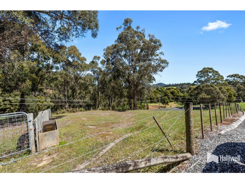 2 Blackwood Road, West Ulverstone TAS 7315