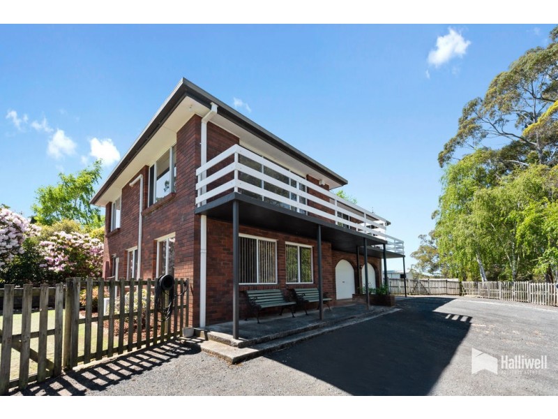 2 Blackwood Road, West Ulverstone TAS 7315