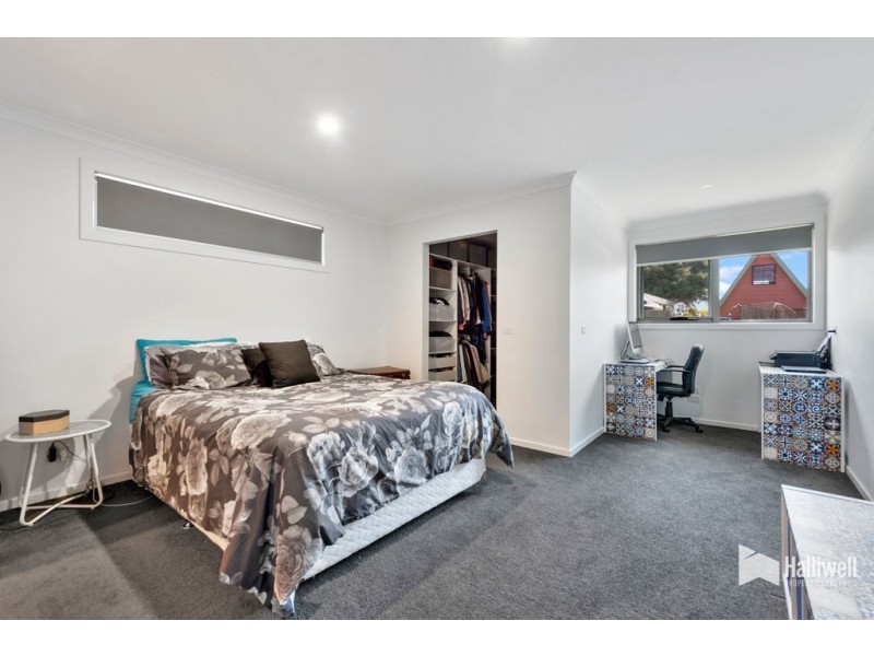 11 Haven Drive, Shearwater TAS 7307