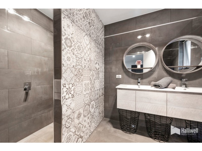 11 Haven Drive, Shearwater TAS 7307