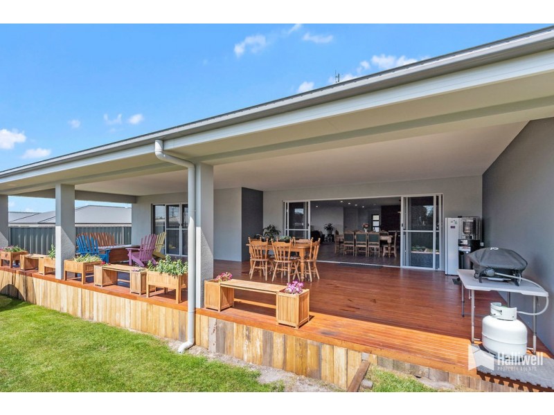 11 Haven Drive, Shearwater TAS 7307