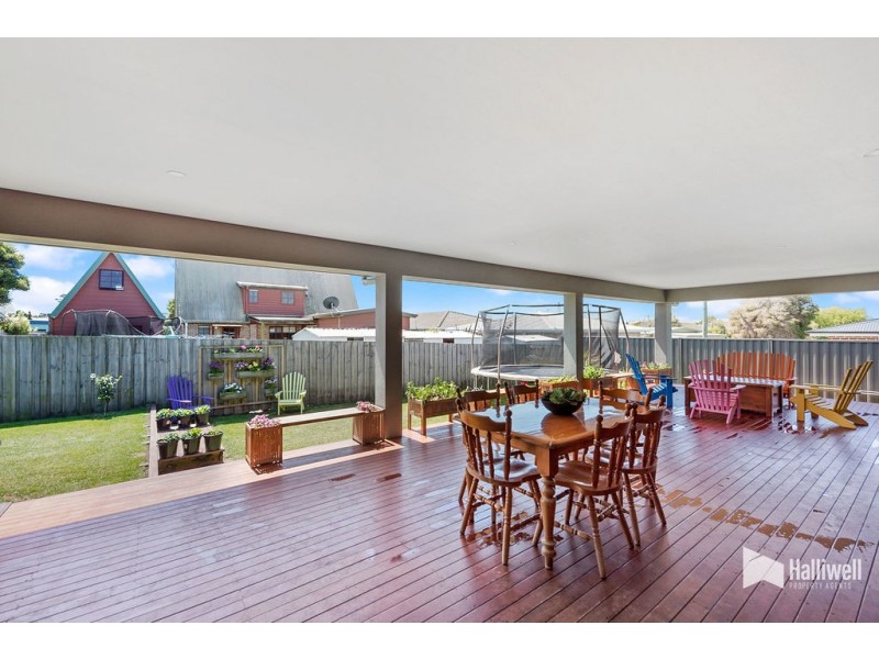 11 Haven Drive, Shearwater TAS 7307