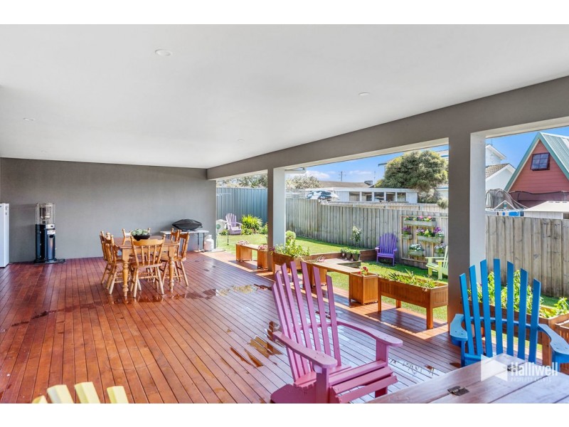 11 Haven Drive, Shearwater TAS 7307