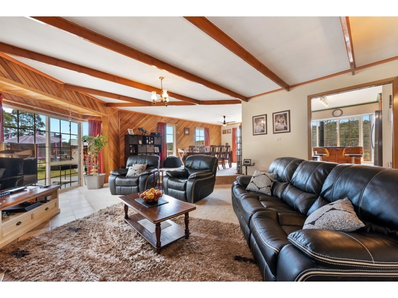 2369 Cradle Mountain Road, Moina TAS 7310