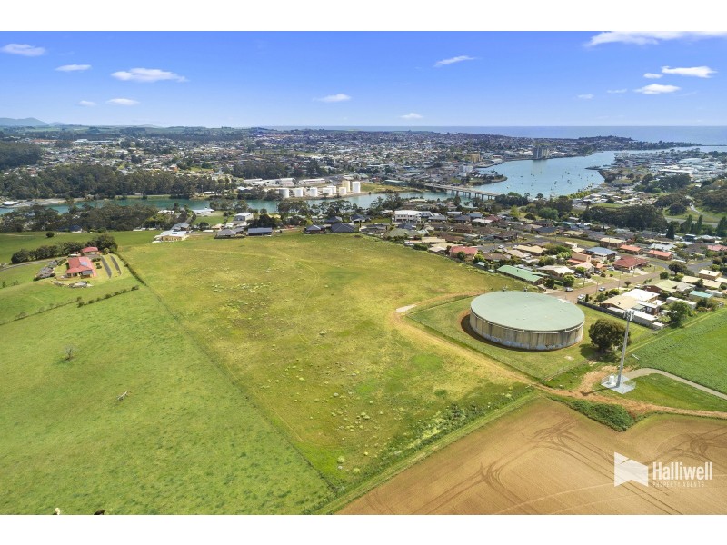 14 Cameray Street, East Devonport TAS 7310